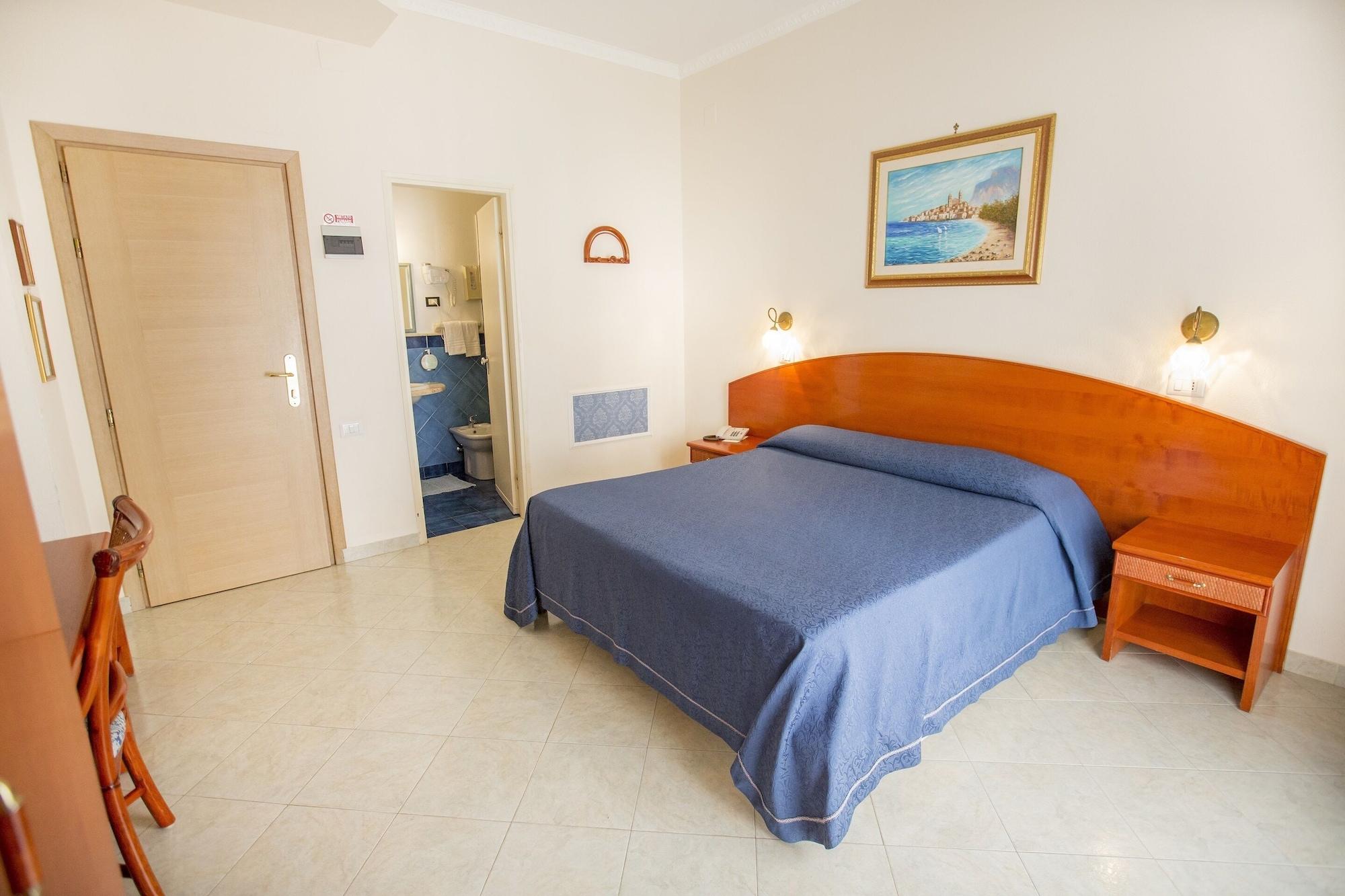 Hotel Mediterraneo Cefalù Εξωτερικό φωτογραφία