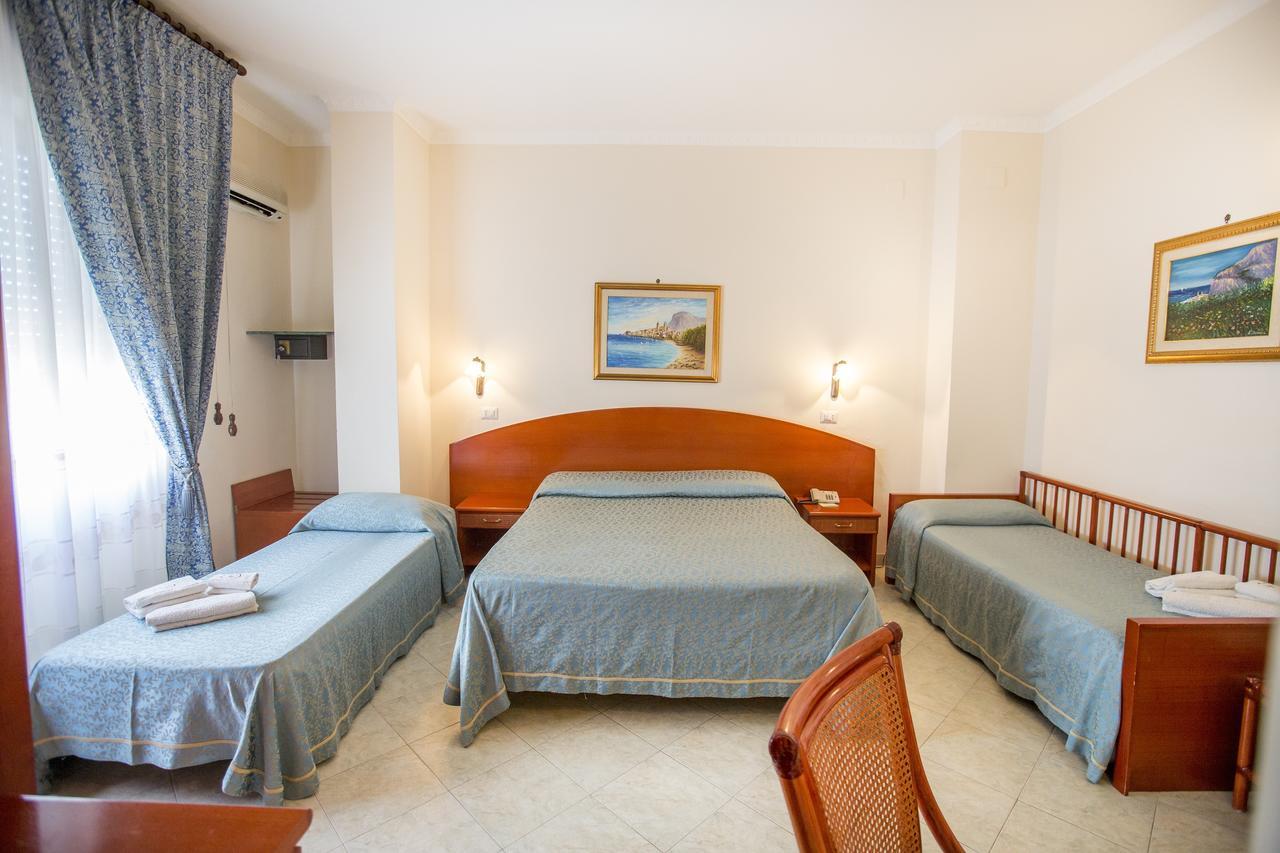 Hotel Mediterraneo Cefalù Εξωτερικό φωτογραφία